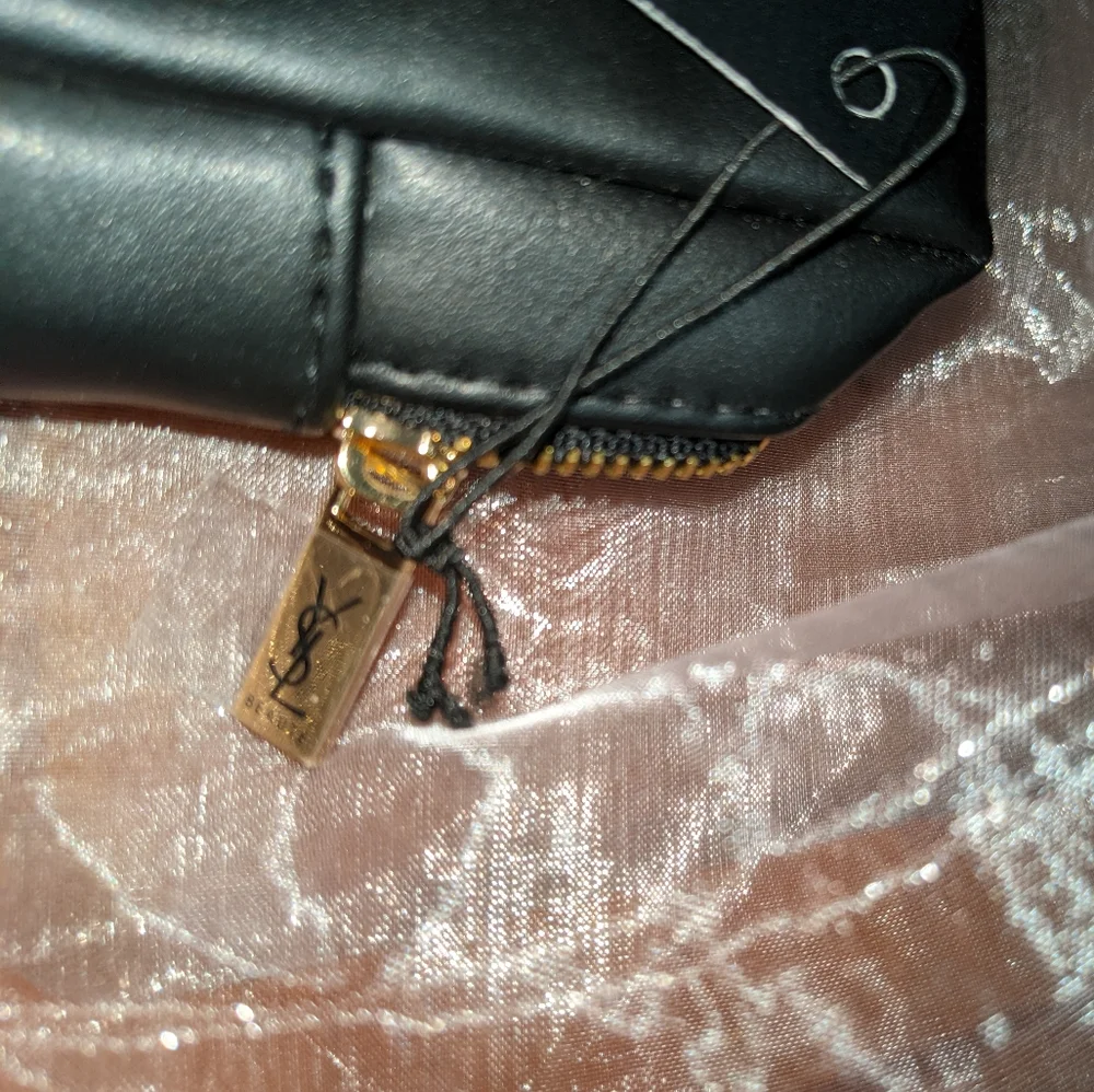 YSL Beaute cosmetic bag - Picture 3 of 3